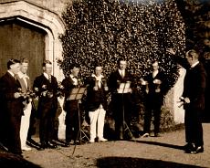 img20211204_0059 L-R: Arthur Gardner, Arthur Betts, Bill Priest, ?, Fred Gardner, Albert Priest, ?. Mr Woolloff (conductor). Late 1920s