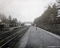 P1070442 Lapworth Station